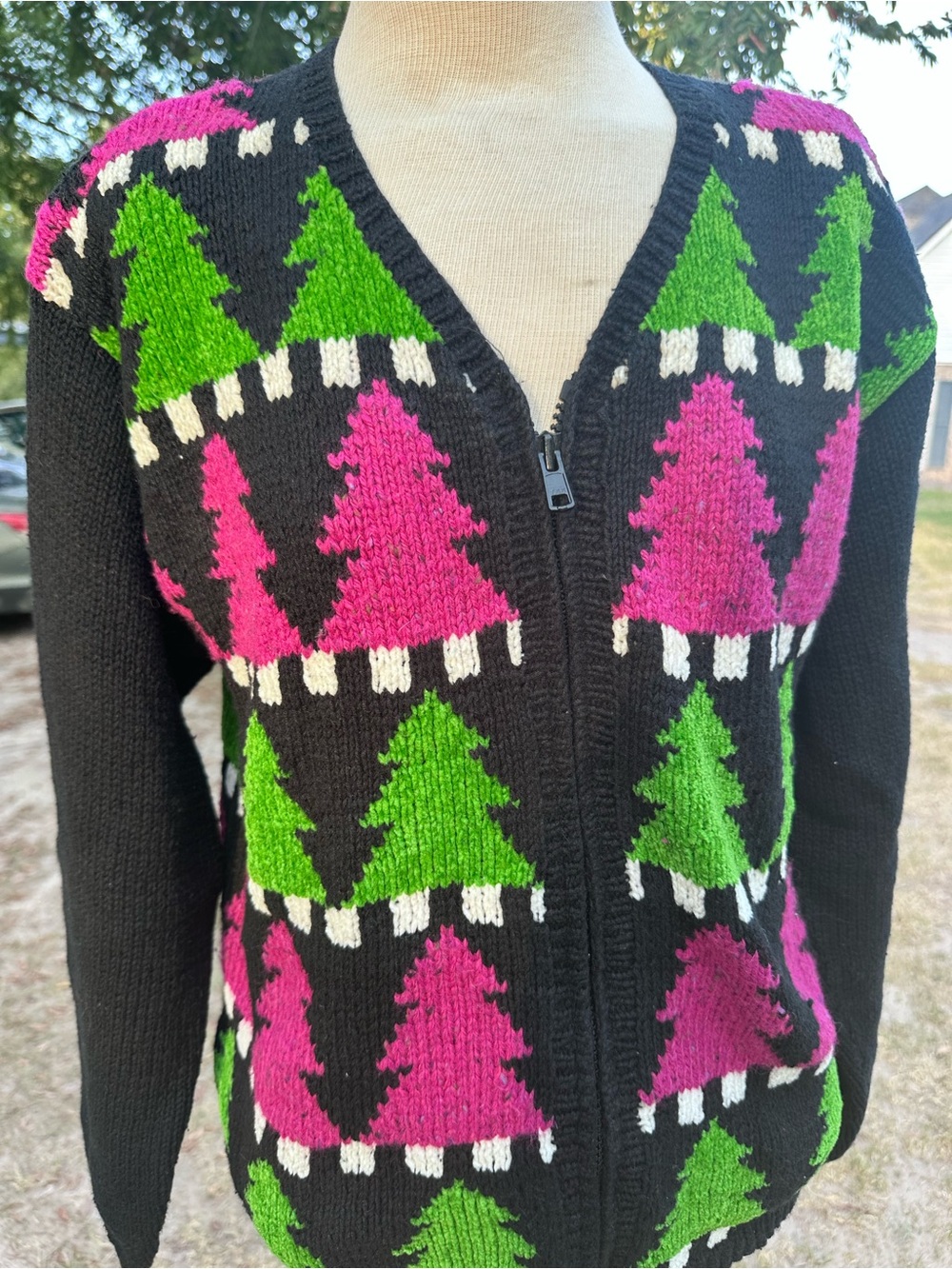 Vintage Hand-Knit Christmas Tree Zip-Up Cardigan